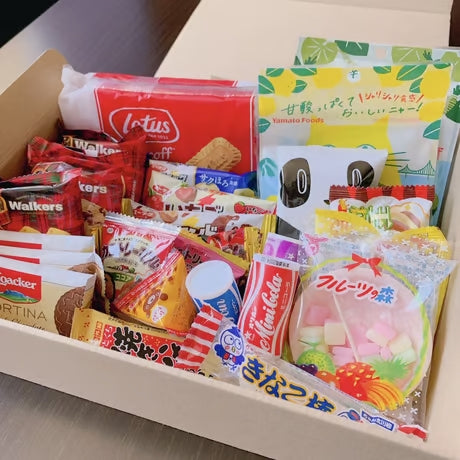 駄菓子・輸入菓子いろいろBOX